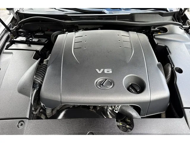 SEMINUEVOS LEXUS IS at ELK GROVE in Elk Grove Buick GMC