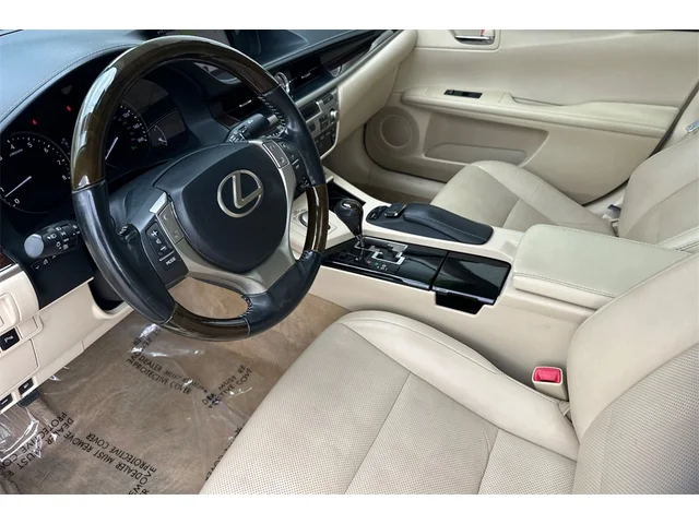 Used LEXUS ES at San Francisco in izmo Kia