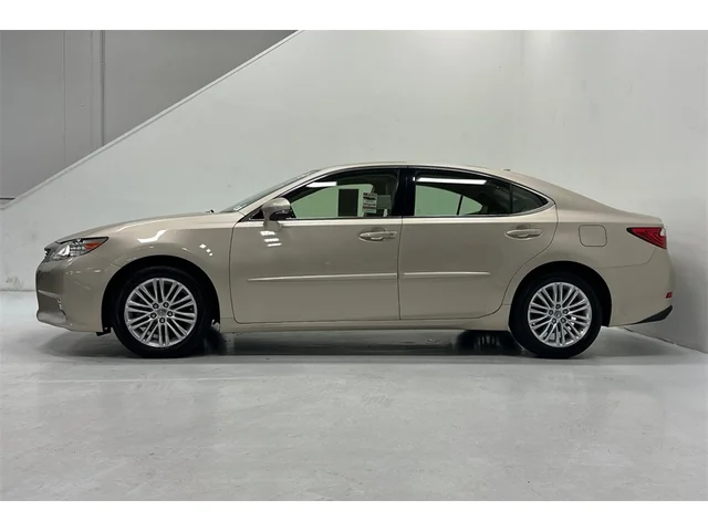 Used LEXUS ES at San Francisco in izmo Kia