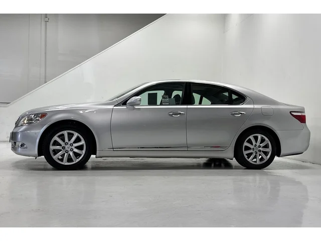 Pre-Owned LEXUS LS at Anderson Honda in Palo Alto