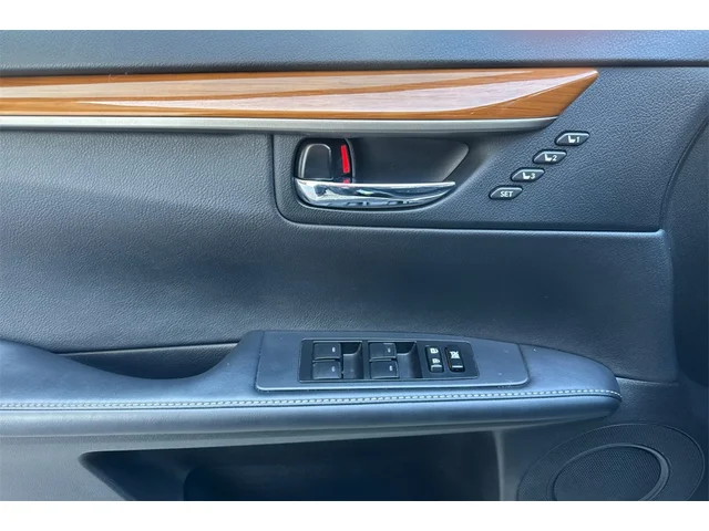 Pre-Owned LEXUS ES at Anderson Honda in Palo Alto