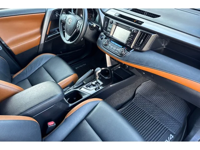 Pre-Owned TOYOTA RAV4 at Anderson Honda in Palo Alto