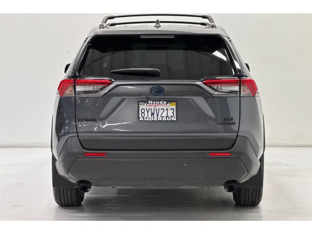 2021 Toyota RAV4 Hybrid XLE photo 4