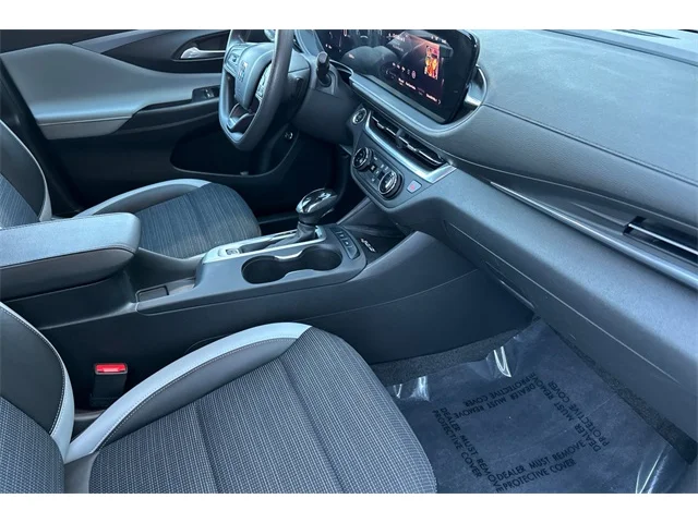 SEMINUEVOS BUICK Envista at ELK GROVE in Elk Grove Buick GMC