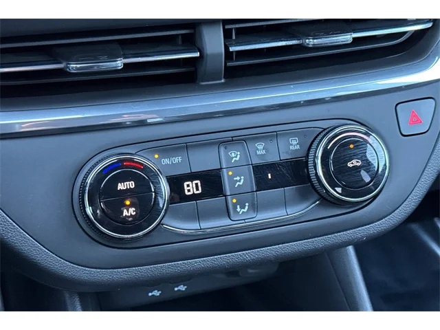 SEMINUEVOS BUICK Envista at ELK GROVE in Elk Grove Buick GMC