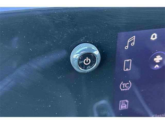 SEMINUEVOS BUICK Envista at ELK GROVE in Elk Grove Buick GMC