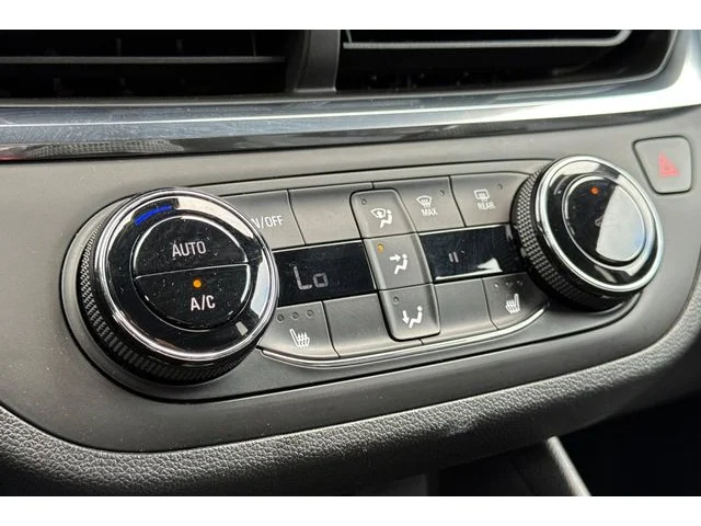 SEMINUEVOS BUICK Envista at ELK GROVE in Elk Grove Buick GMC