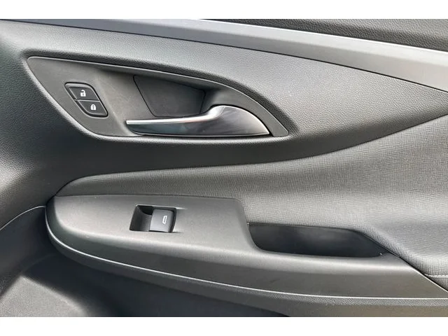 SEMINUEVOS BUICK Envista at ELK GROVE in Elk Grove Buick GMC