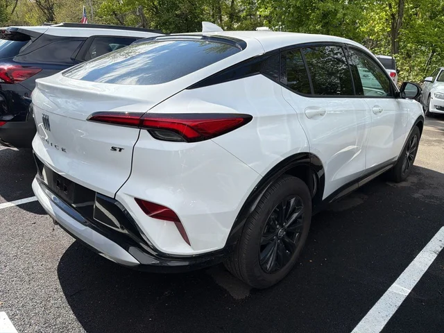 SEMINUEVOS BUICK Envista a Vauxhall en Maplecrest Ford Lincoln of Union