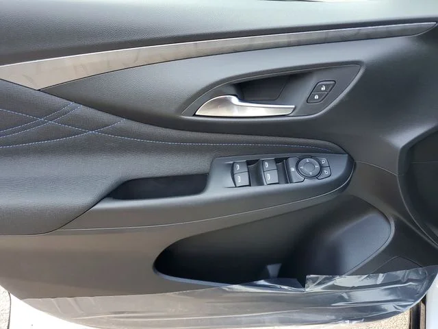 Nuevos BUICK ENVISTA à Estados chez autogozo