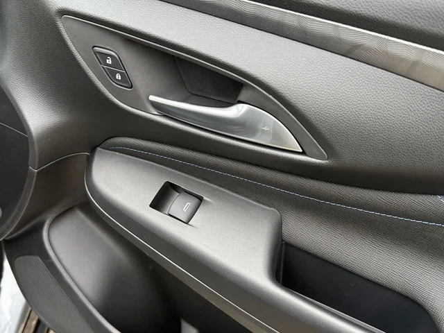 Nuevos BUICK ENVISTA à Estados chez autogozo