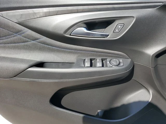 Nuevos BUICK ENVISTA à Estados chez autogozo