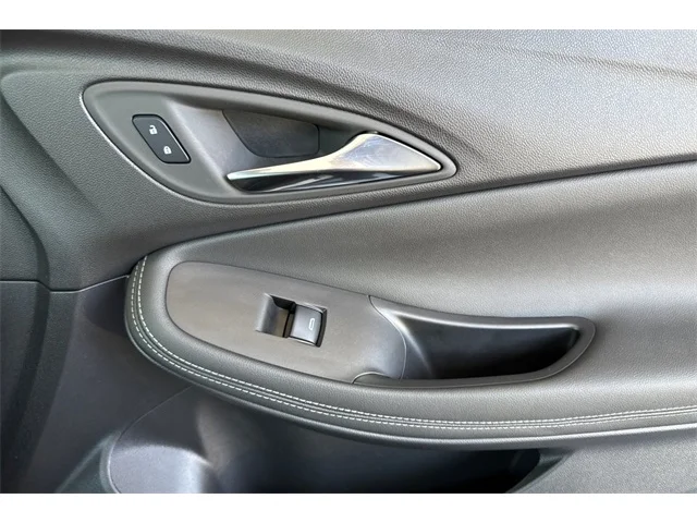 SEMINUEVOS BUICK Encore GX at ELK GROVE in Elk Grove Buick GMC