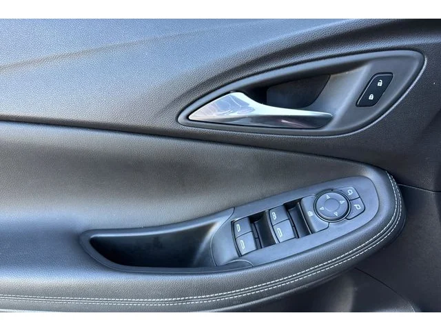 SEMINUEVOS BUICK Encore GX at ELK GROVE in Elk Grove Buick GMC