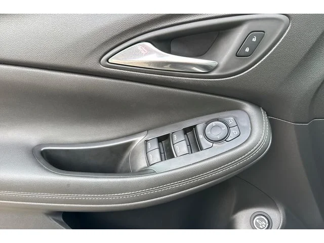 SEMINUEVOS BUICK Encore GX at ELK GROVE in Elk Grove Buick GMC