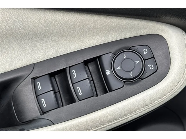 SEMINUEVOS BUICK Encore GX at ELK GROVE in Elk Grove Buick GMC