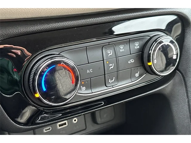 SEMINUEVOS BUICK Encore GX at ELK GROVE in Elk Grove Buick GMC