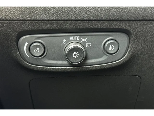 SEMINUEVOS BUICK Encore GX at ELK GROVE in Elk Grove Buick GMC