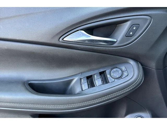 SEMINUEVOS BUICK Encore GX at ELK GROVE in Elk Grove Buick GMC