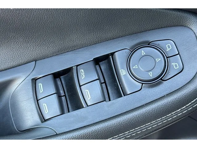 SEMINUEVOS BUICK Encore GX at ELK GROVE in Elk Grove Buick GMC