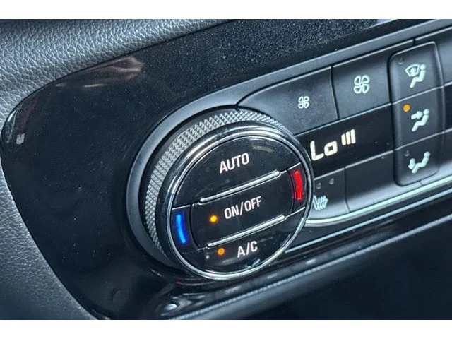 SEMINUEVOS BUICK Encore GX at ELK GROVE in Elk Grove Buick GMC