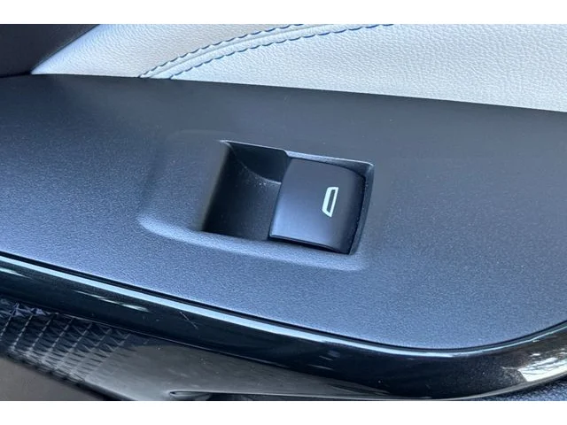 SEMINUEVOS CHEVROLET Trax at ELK GROVE in Elk Grove Buick GMC