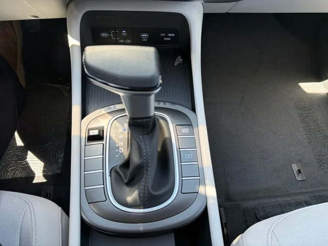 Nuevos HYUNDAI KONA à Estados chez autogozo