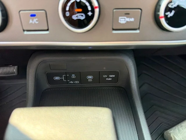 Nuevos HYUNDAI KONA à Estados chez autogozo