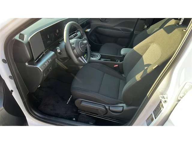 Nuevos HYUNDAI KONA at Gainesville Hyundai in Gainesville