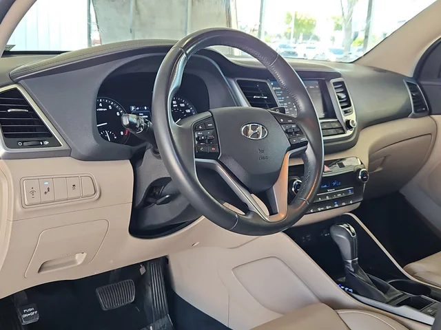 SEMINUEVOS HYUNDAI Tucson a Estados en autogozo