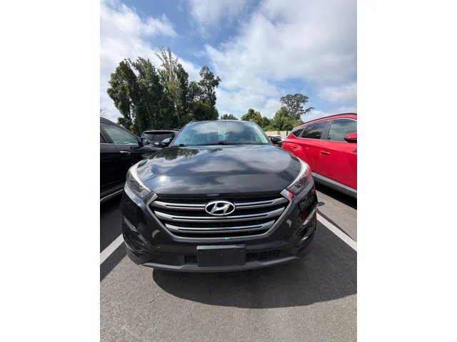 SEMINUEVOS HYUNDAI Tucson a Estados en autogozo