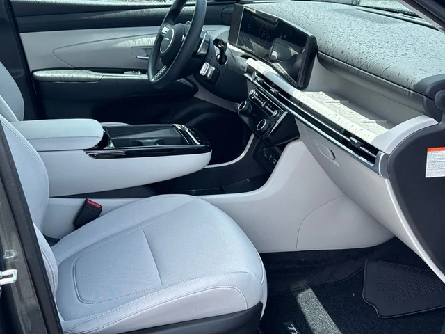 Nuevos HYUNDAI TUCSON HYBRID à Estados chez autogozo