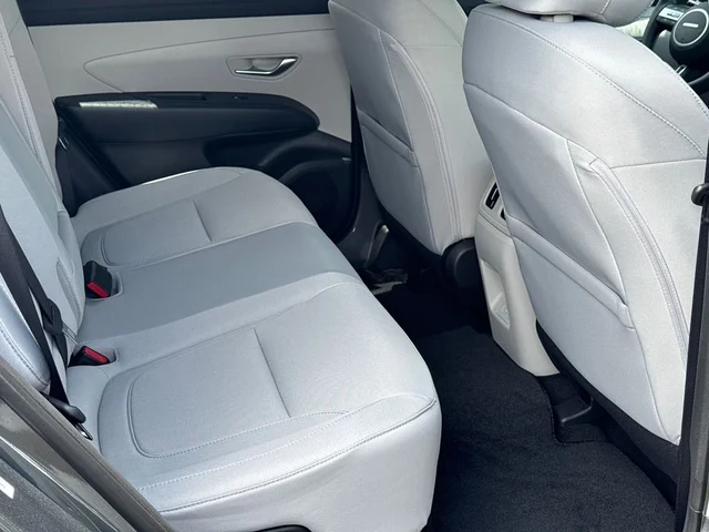 Nuevos HYUNDAI TUCSON HYBRID à Estados chez autogozo
