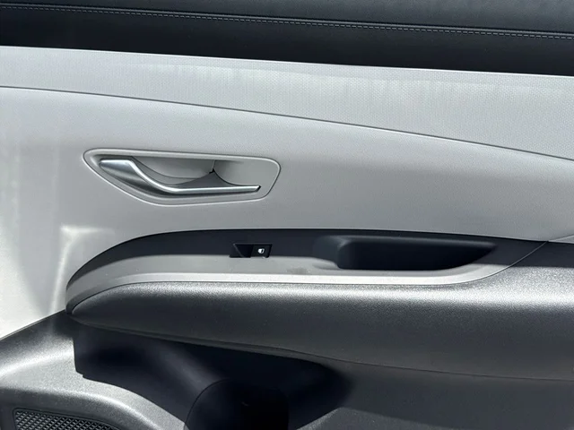 Nuevos HYUNDAI TUCSON HYBRID à Estados chez autogozo