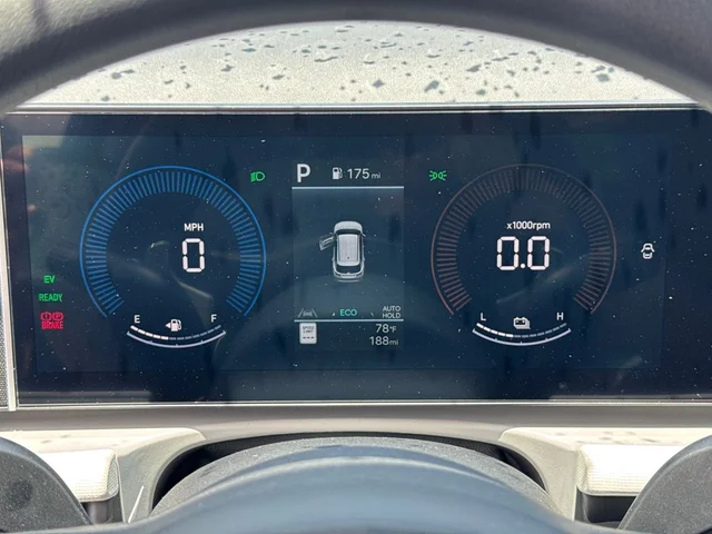 Nuevos HYUNDAI TUCSON HYBRID à Estados chez autogozo