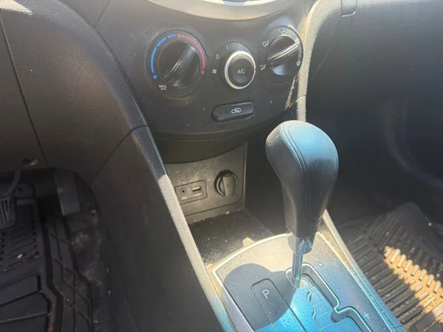 SEMINUEVOS HYUNDAI Accent a Estados en autogozo