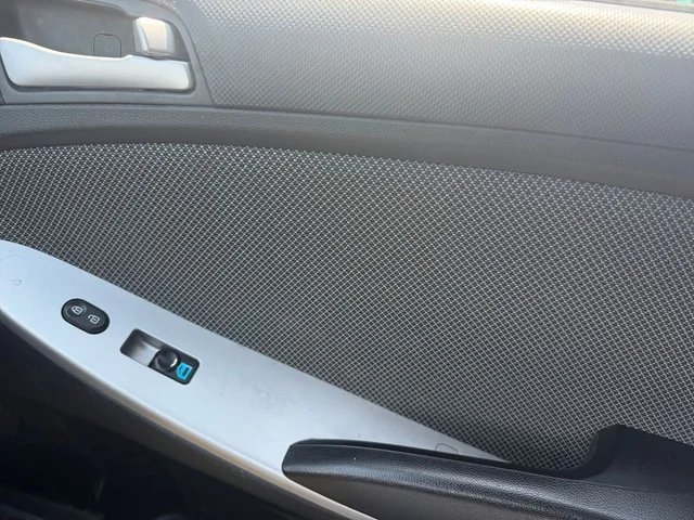 SEMINUEVOS HYUNDAI Accent a Estados en autogozo