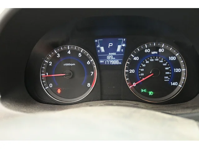SEMINUEVOS HYUNDAI Accent a Estados en autogozo