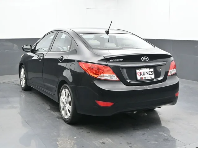 SEMINUEVOS HYUNDAI Accent a Estados en autogozo