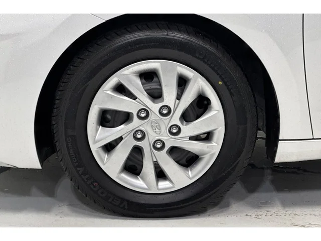 Pre-Owned HYUNDAI Elantra at Anderson Honda in Palo Alto