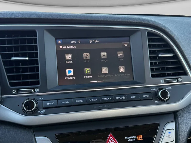 SEMINUEVOS HYUNDAI Elantra a Estados en autogozo