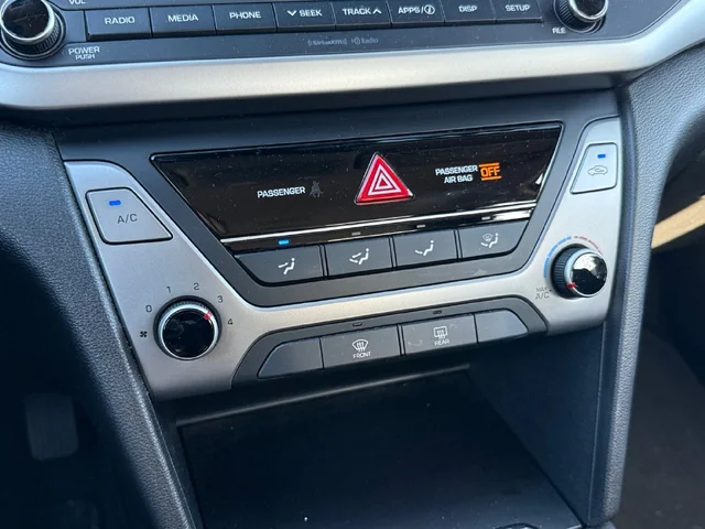 SEMINUEVOS HYUNDAI Elantra a Estados en autogozo