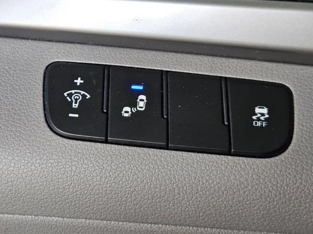 SEMINUEVOS HYUNDAI Elantra a Estados en autogozo