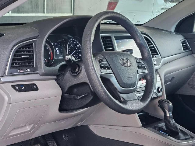 SEMINUEVOS HYUNDAI Elantra a Estados en autogozo