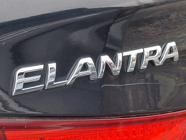 SEMINUEVOS HYUNDAI Elantra a Estados en autogozo