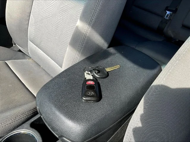 SEMINUEVOS HYUNDAI Elantra a Estados en autogozo