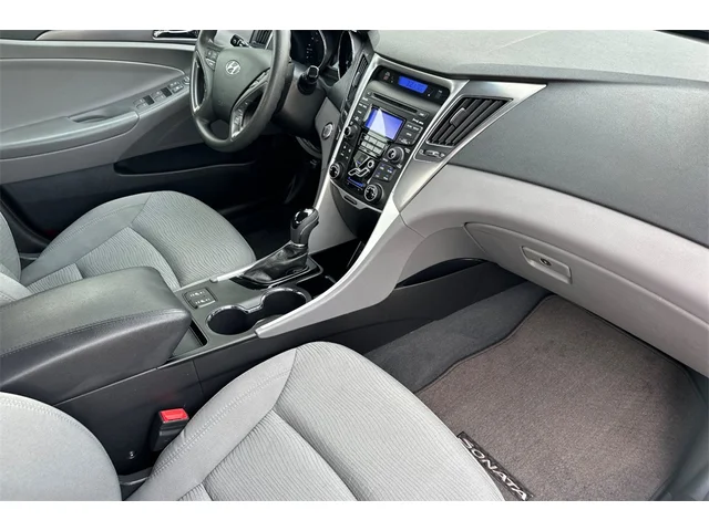 Used HYUNDAI Sonata Hybrid at San Francisco in izmo Kia
