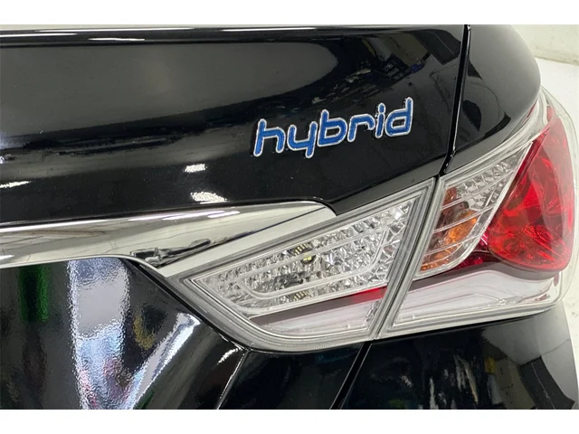 Used HYUNDAI Sonata Hybrid at San Francisco in izmo Kia