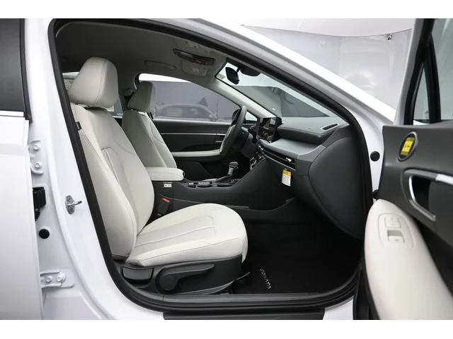 Nuevos HYUNDAI SONATA à Estados chez autogozo