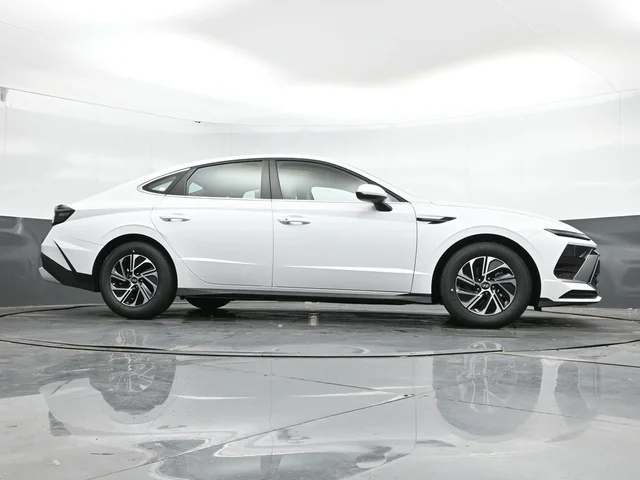 Nuevos HYUNDAI SONATA HYBRID à Estados chez autogozo
